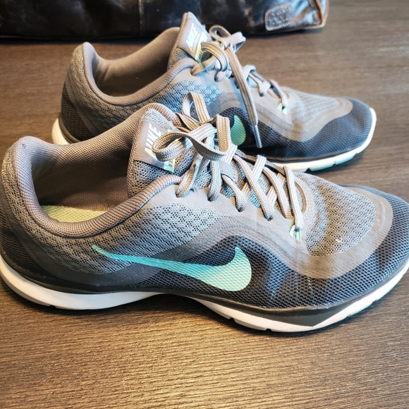 Nike Flex TR6 women's sz 7 grey/teal training shoe - Picture 2 of 5